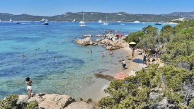 Turismo, Confcommercio Sud Sardegnalancia il piano per il Sud Sardegna: navette notturne, incentivi e meno costi per le imprese