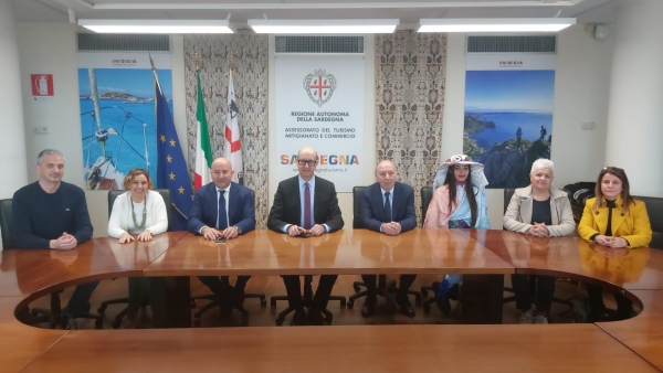 Sos Corriolos e Sas Mascheras &lsquo;e Cuaddu di Neoneli protagonisti al Carnevale di Venezia 2025