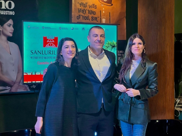 Da sinistra, Valeria Ciabattoni, Alberto Urpi e Francesca Figus