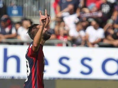 Pavoletti manda in estasi il Cagliari, Sassuolo ribaltato al 98&#039;