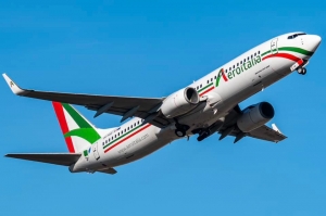 Trasporti, l'assessora Manca convoca Aeroitalia per le criticit&agrave; sui voli in continuit&agrave; aerea