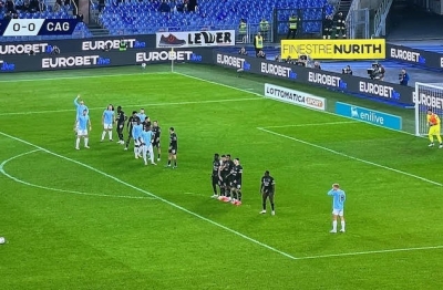 Una fase di Lazio-Cagliari