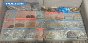 Stagione estiva 2024, la Polizia di Stato sequestra 125 kg di sabbia, ciottoli e conchiglie