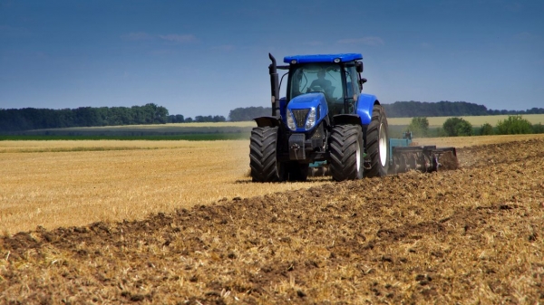 Caro carburante, dalla Regione aiuti alle aziende agricole. L&rsquo;assessore Agus: &ldquo;Siamo la regione che ha fatto da apripista in Italia e che ha stanziato le maggiori risorse&rdquo;