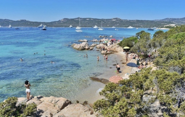 Turismo, Confcommercio Sud Sardegnalancia il piano per il Sud Sardegna: navette notturne, incentivi e meno costi per le imprese