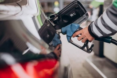 Carburanti alle stelle, gli agenti di commercio lanciano l&rsquo;allarme: &ldquo;Situazione drammatica, servono interventi urgenti&rdquo;