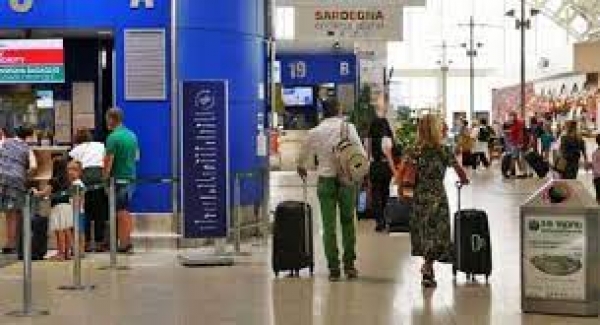 Trasporti, una task force di esperti per monitorare la gestione degli aeroporti sardi