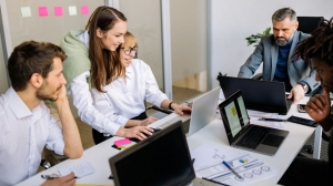 Parte il piano NEWGENS: il primo programma straordinario della Regione Sardegna per i giovani. L'assessora D. Manca: "Quasi 100 milioni per lavoro, alta formazione e innovazione tecnologica"