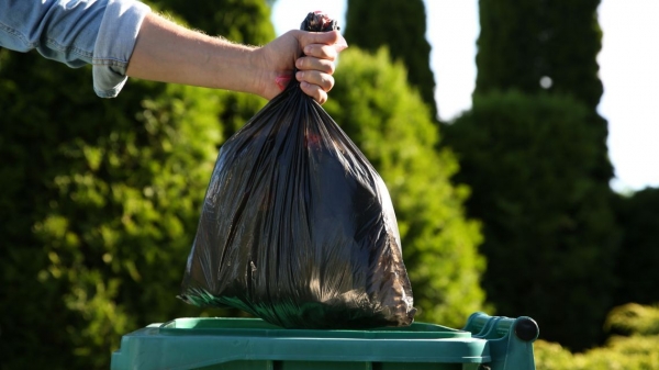 Rifiuti, la Regione aggiorna i criteri per i finanziamenti ambientali: pi&ugrave; risorse ai comuni, sostegno all&rsquo;economia circolare e contrasto al degrado