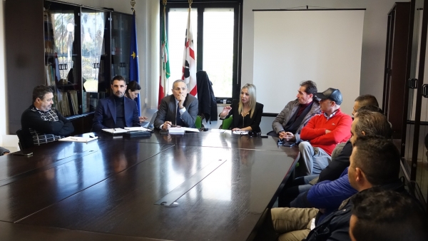 Agricoltura, l'assessore Satta incontra i rappresentanti del comparto ortofrutticolo